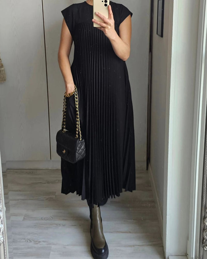 Olive | Timeless Pleated Sleeveless Dress