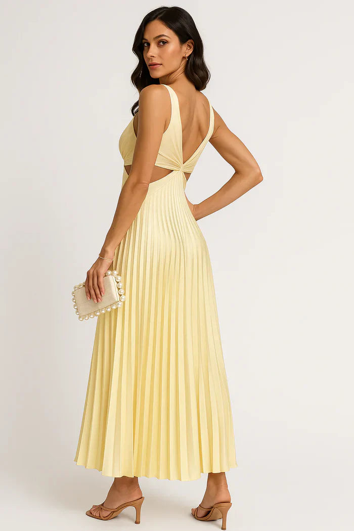 Abito | Elegant Pleated Dress For Any Occasion