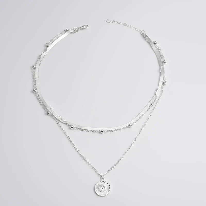 Amalia | Elegant Triple Necklace