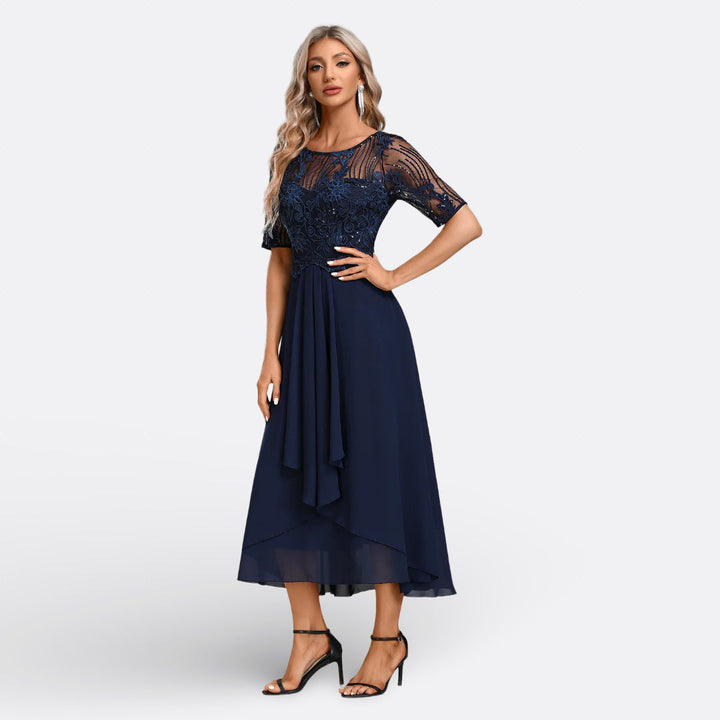 Mariana | Elegant Lace Dress With Comfort