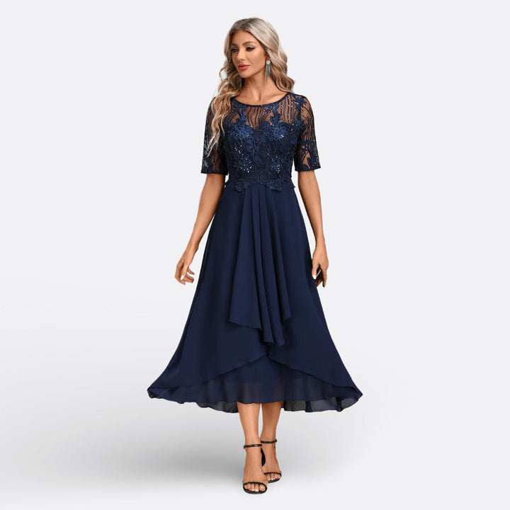 Mariana | Elegant Lace Dress With Comfort