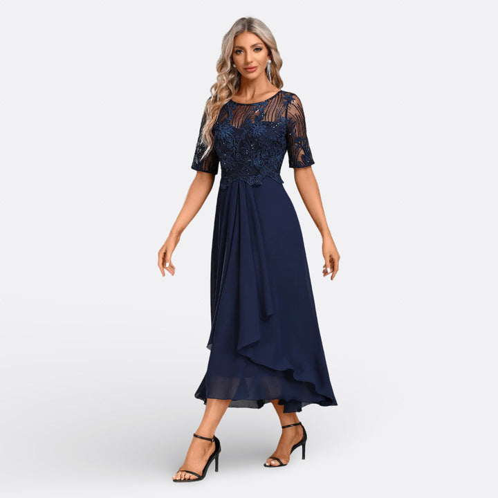 Mariana | Elegant Lace Dress With Comfort