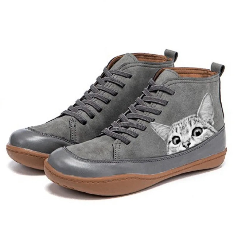 Logan | Leather Ankle Boots for Cat Lovers