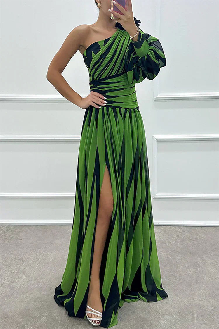 Shiloh - Elegant Striped One-Shoulder Maxi Dress