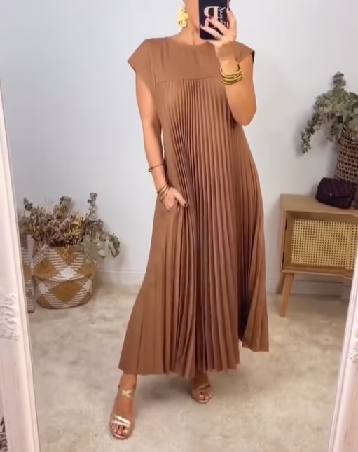 Olive | Timeless Pleated Sleeveless Dress