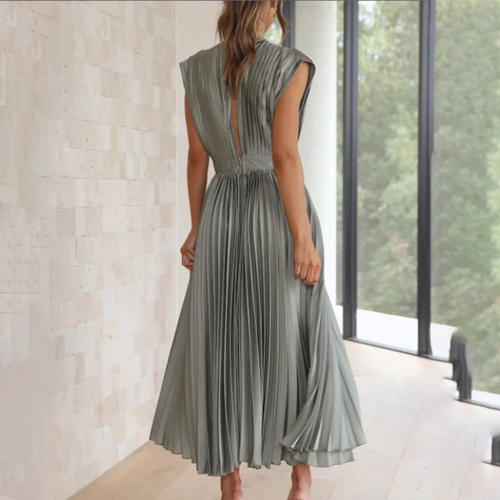 Abby | Timeless Pleated Midi Dress