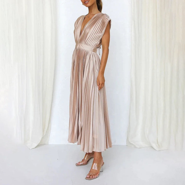 Abby | Timeless Pleated Midi Dress