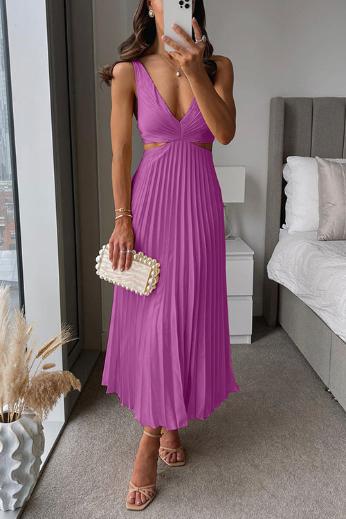 Abito | Elegant Pleated Dress For Any Occasion