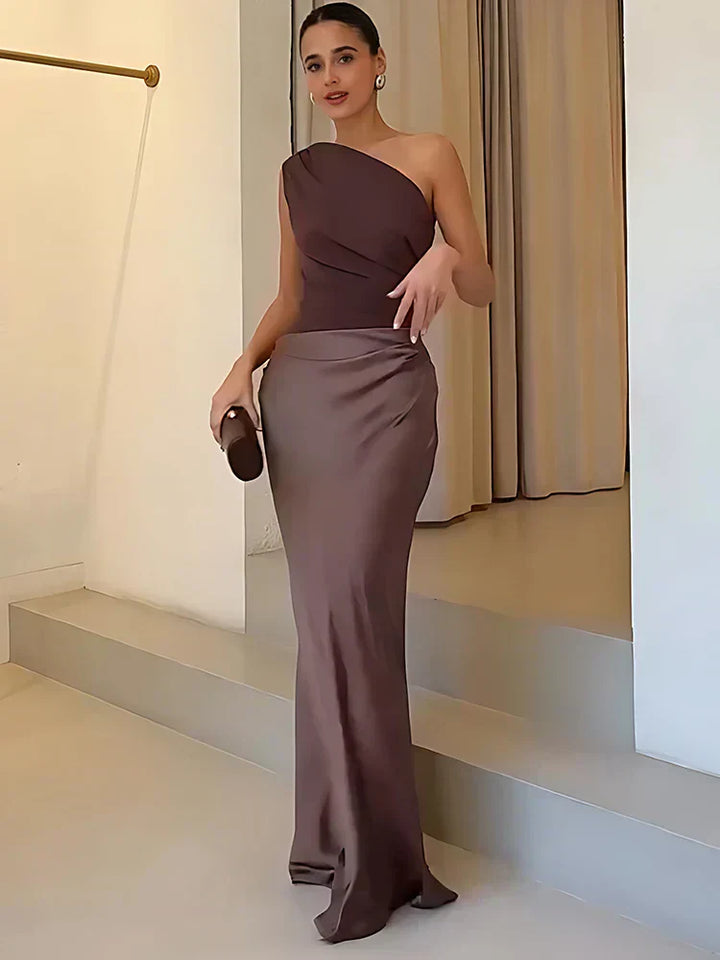Maxi Dress with Guilt in Satin
