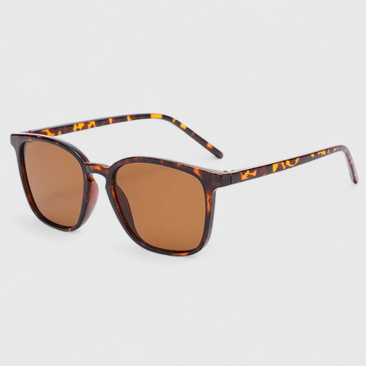 Olivia | Sophisticated Sunglasses