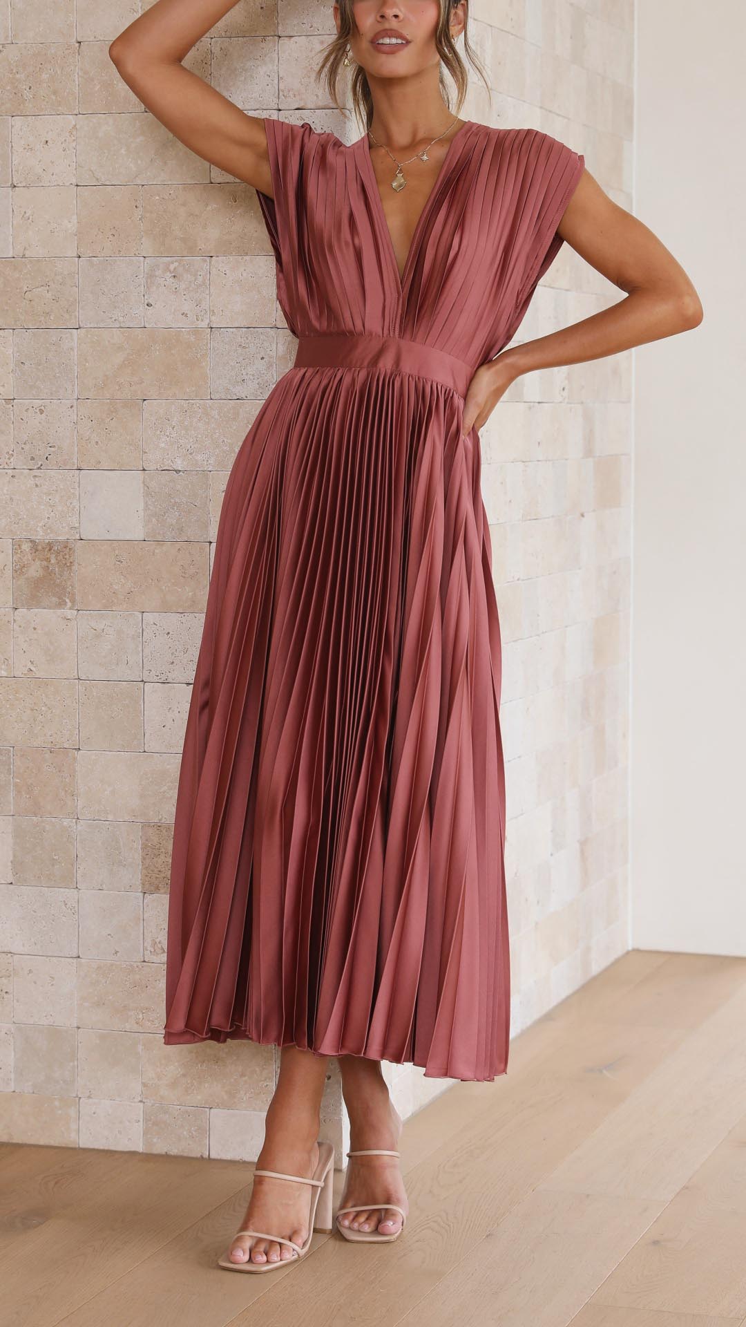 Tamara | Elegant Pleated Dress For Every Occasion