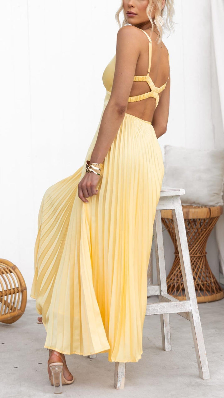Wendy | Elegant Pleated Maxi Dress