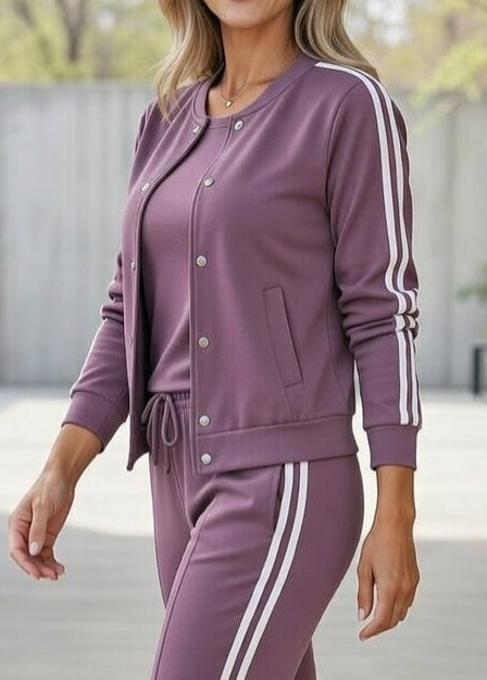 Holly | Comfortable Three-Piece Lounge Set