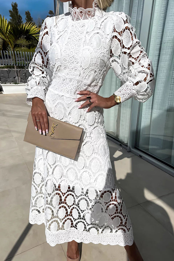 Noor - Romantic Lace Dress