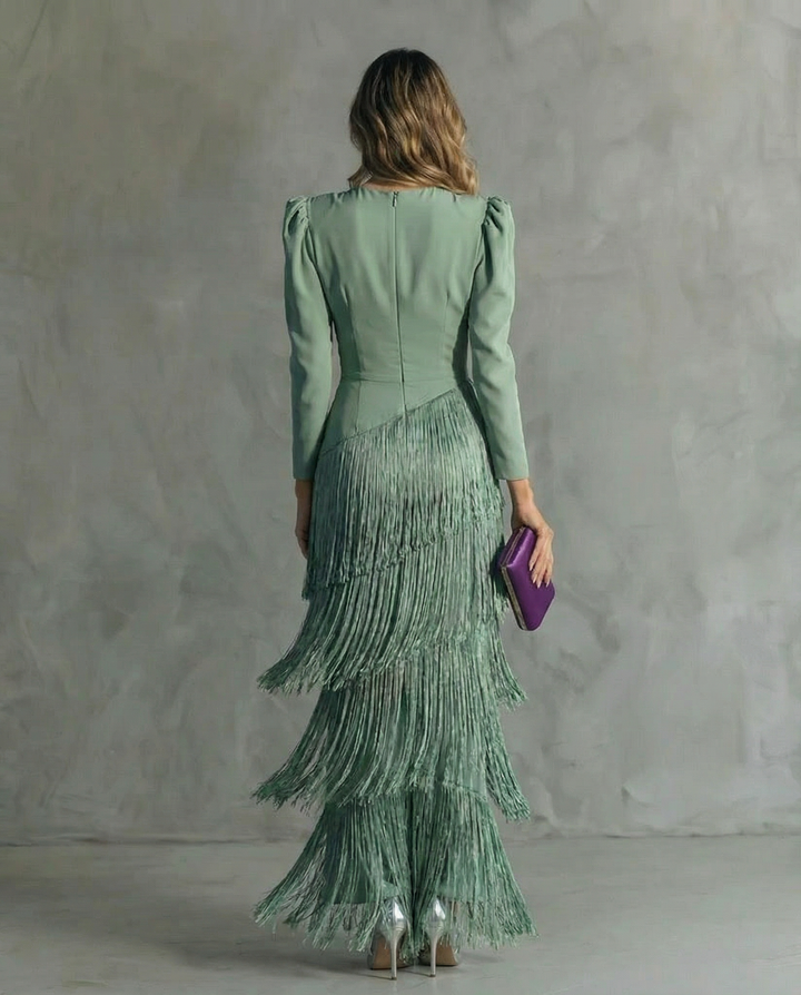 Cassie | Elegant midi dress with fringe sleeves