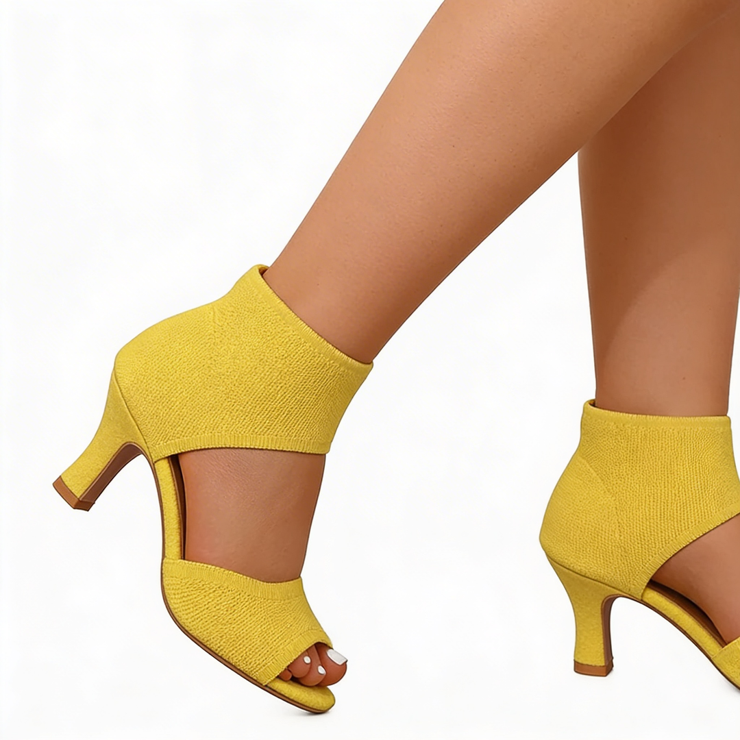 Amelia | Orthopedic Elegance Meets Comfort